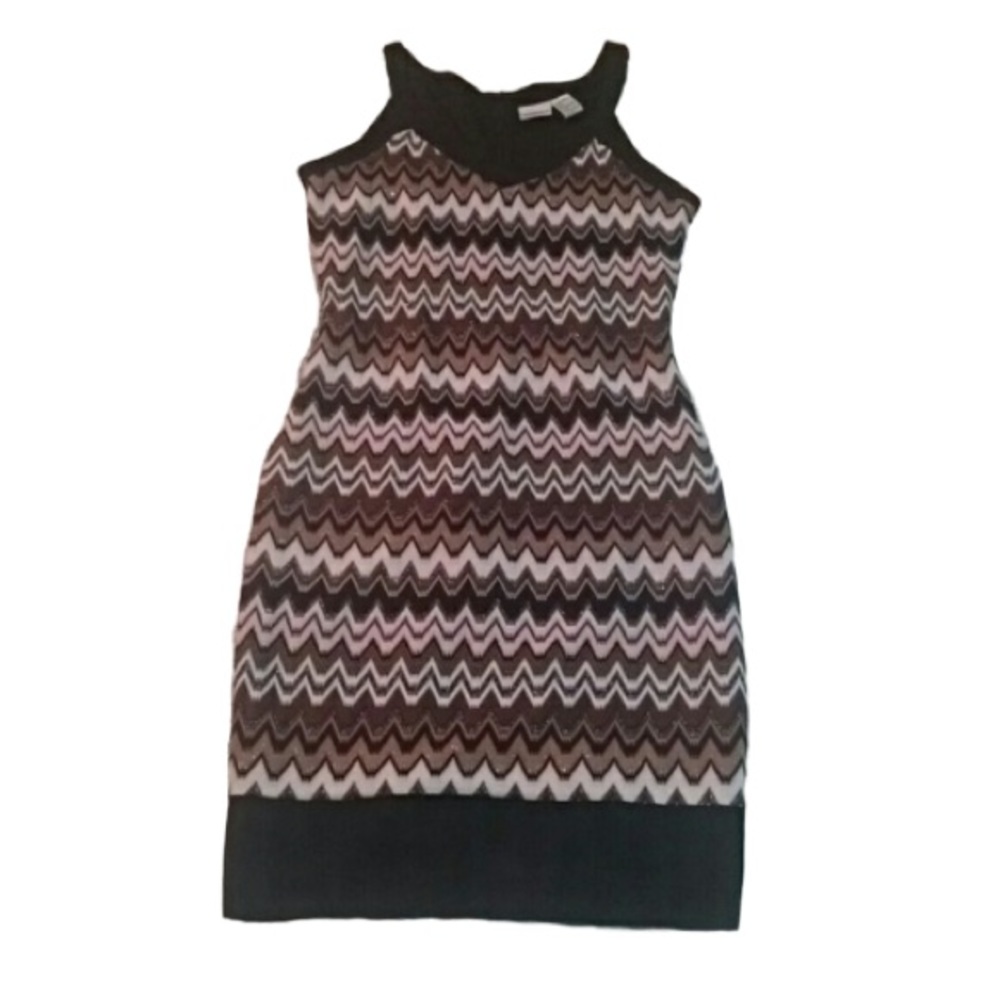 Stunning Chevron Midi Dress